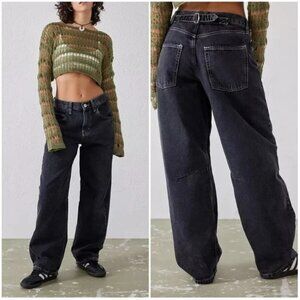 BDG by URBAN OUTFITTERS Logan Buckle Barrel Jean in Black Size 25W Streetwear